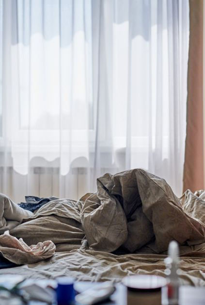 cama desecha, desorden