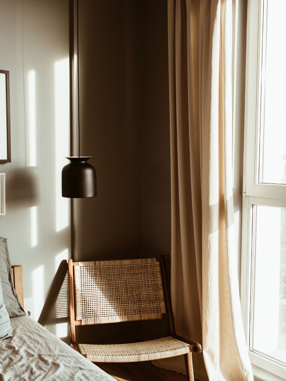 Renovar una estancia poniendo una cama plegable elegante